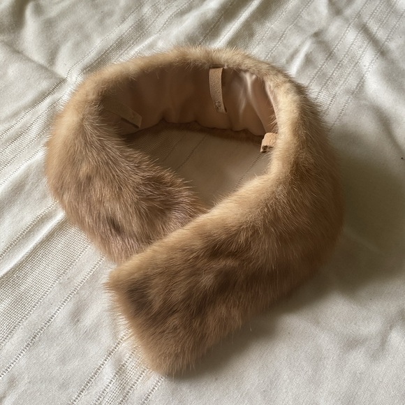 Vintage Marché Fur Hat and Collar - Picture 4 of 5